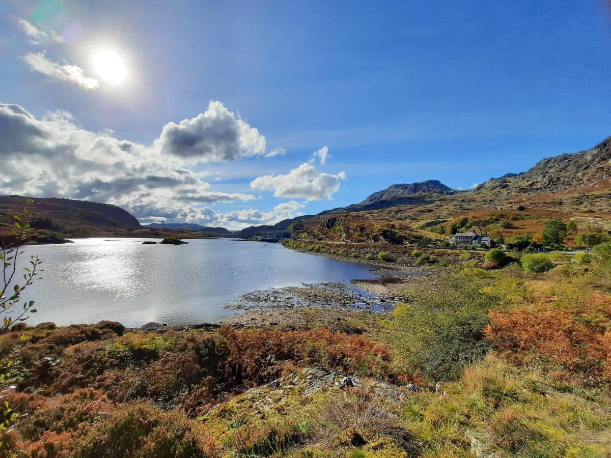 Bwthyn Ger Afon Riverplace Cottage Blaenau Ffestiniog ภายนอก รูปภาพ