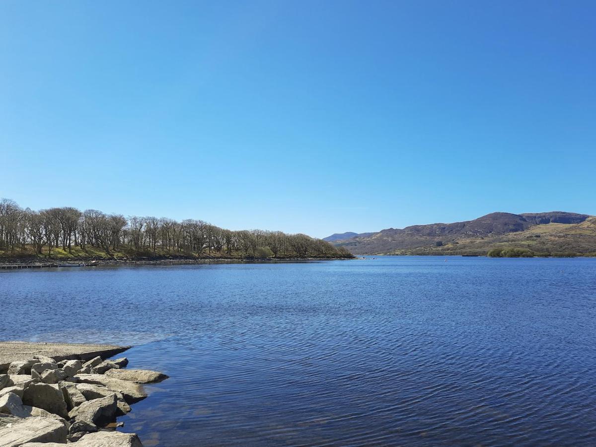 Bwthyn Ger Afon Riverplace Cottage Blaenau Ffestiniog ภายนอก รูปภาพ